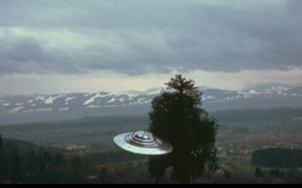 Soucoupe volante, vaisseau à rayons "Beamship", Pléiadiens/Pléiariens prise par Billy Meier