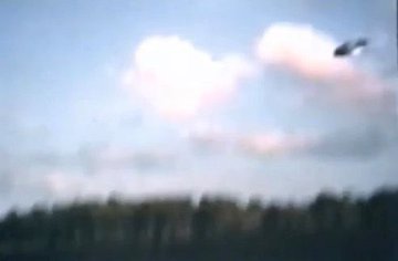 4 images extraites agrandies depuis les photos couleurs du 4 avril 1980 par William Herrmann. Zoom 2.