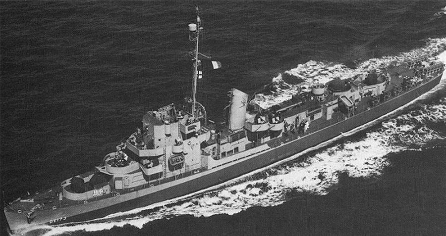 Photographie réelle de l’USS Eldridge, bâtiment de la marine des USA.