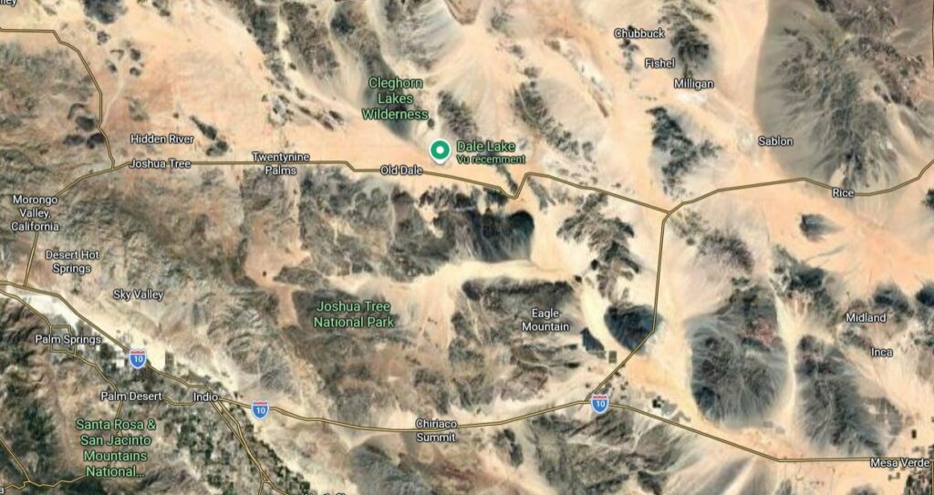 Carte satellite claire à bonne résolution de la même zone du Parc National de Joshua Tree que désigne la carte précédente annotée par Oswald Gonzalez.
