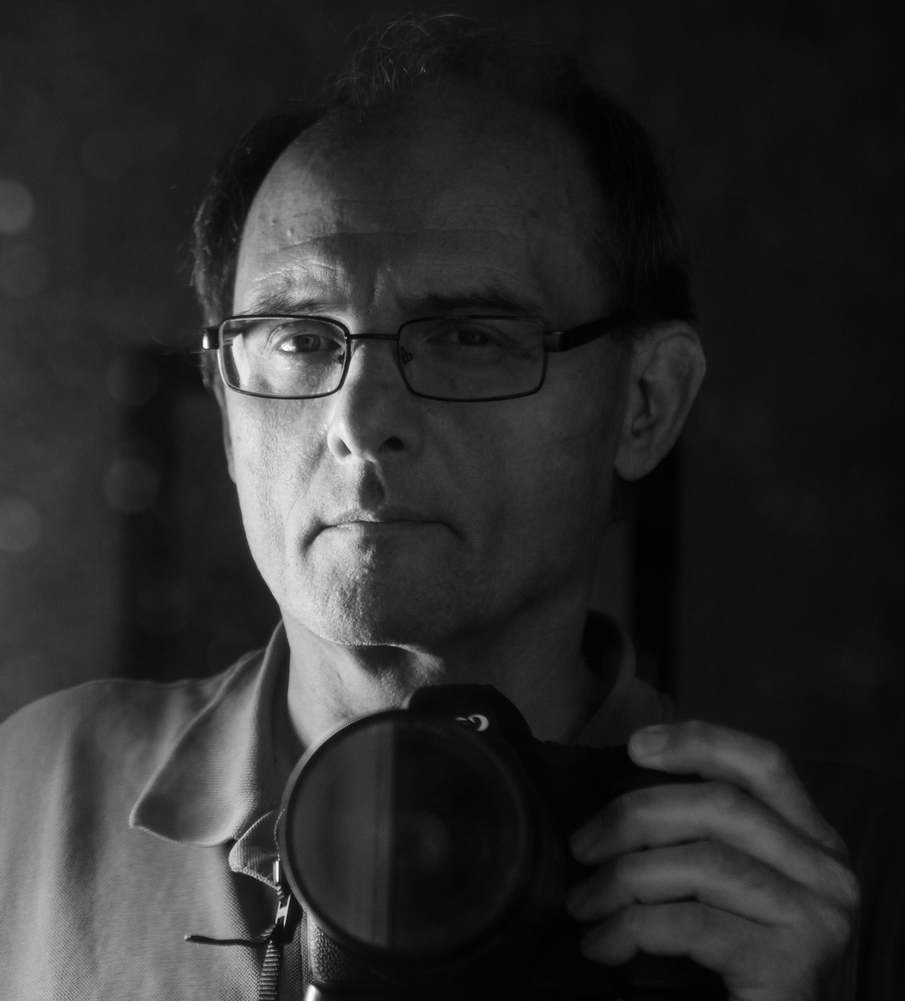 Rene Erik Olsen avec son appareil photo.